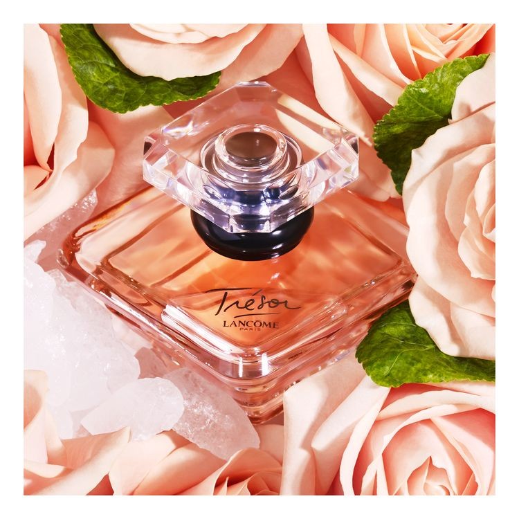 Lancôme Trésor L'Eau De Parfum: Bản Tình Ca Nồng Nàn Cho Nàng Thơ Hiện Đại